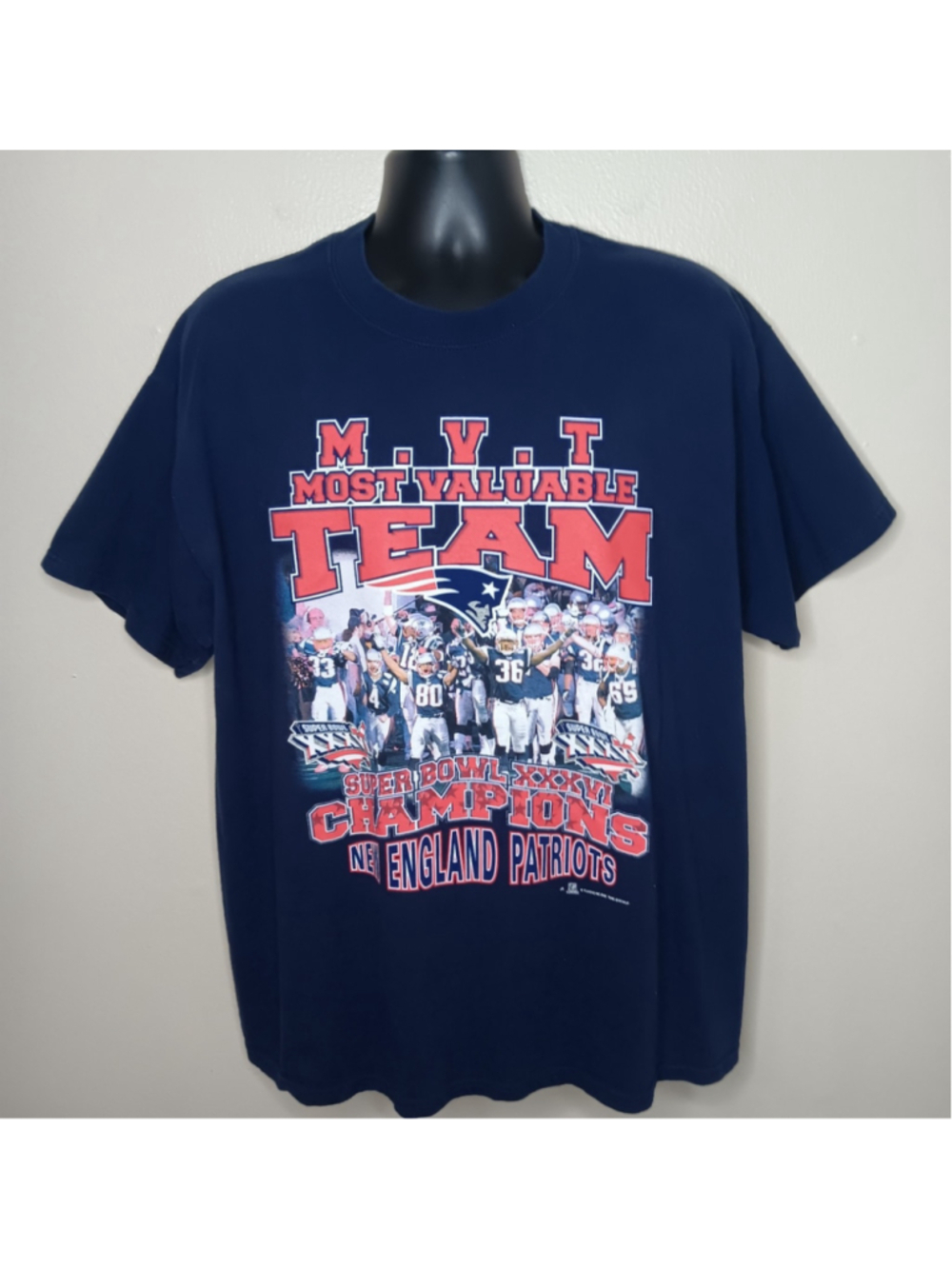 Vintage Y2K New England Patriots Superbowl XXXVI Adult XL NFL T-shirt 2002 Navy